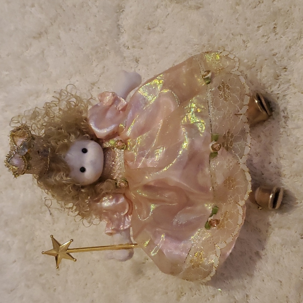Wind up musical Princess doll